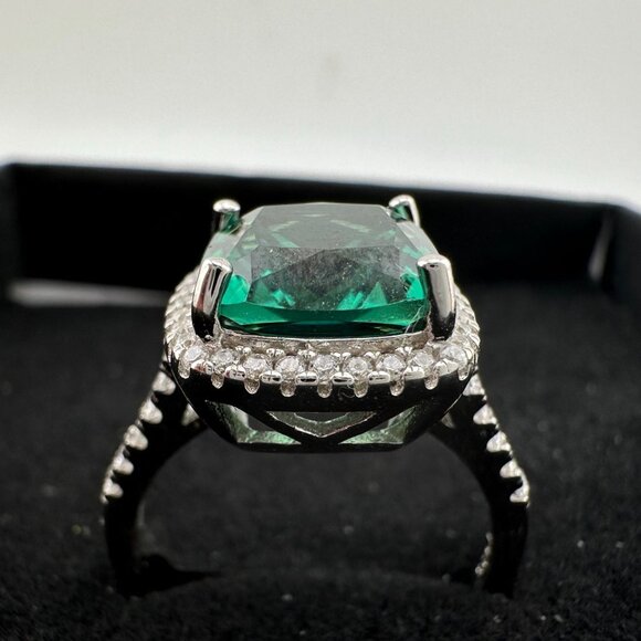 3.56 Carat Lab Created Pariaba Color Change Ring Size 8 - Picture 16 of 16